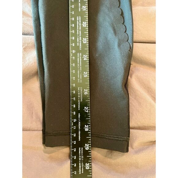 Knockout by Victoria's Secret Leggings Scalloped Mesh Black - Picture 11 of 11